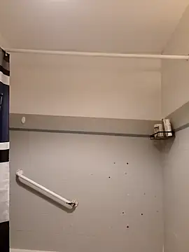 Sylvanos34000 online show from April 2026 12:24:02 AM