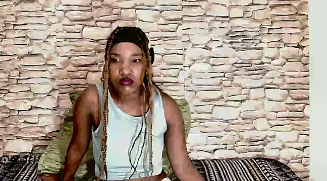 Snapshot of EroticSexyPrada chatting on February 2025 04:36:02 AM EroticSexyPrada online show from February 2025 04:36:02 AM