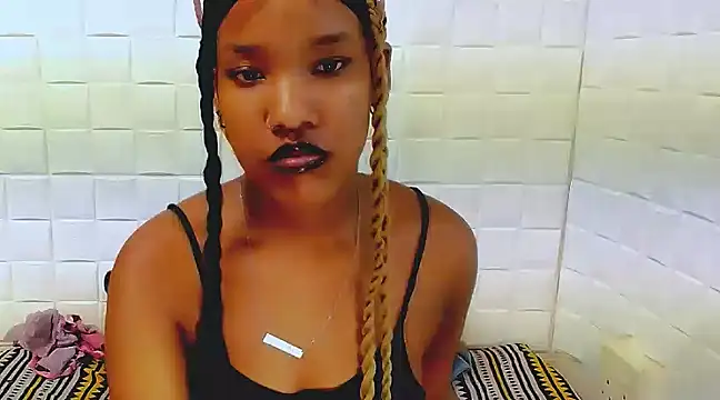 Snapshot of EroticSexyPrada chatting on March 2025 02:59:01 AM EroticSexyPrada online show from March 2025 02:59:01 AM