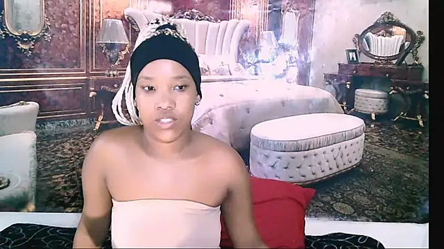 Snapshot of EroticSexyPrada chatting on February 2026 12:37:01 PM EroticSexyPrada online show from February 2026 12:37:01 PM