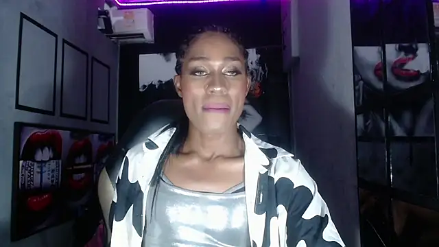 Snapshot of Africa_Carolina chatting on March 2025 10:35:01 AM Africa Carolina online show from March 2025 10:35:01 AM