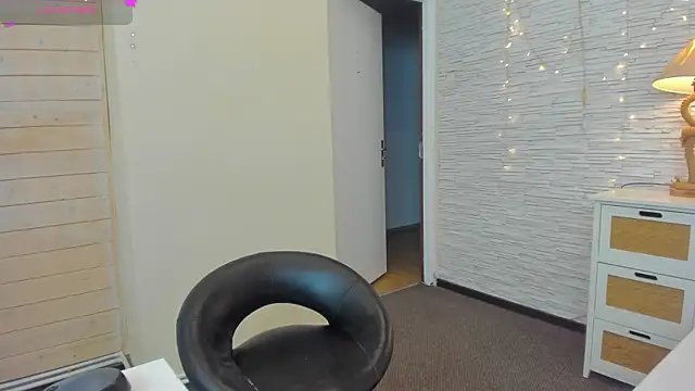 Misty  Fox online show from January 2025 02:58:02 AM