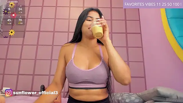 LissMonroe online show from March 2025 10:41:01 AM