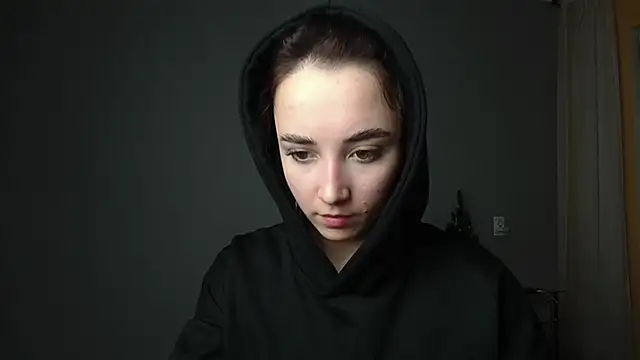 Eva Gloryy online show from February 2025 09:31:01 PM