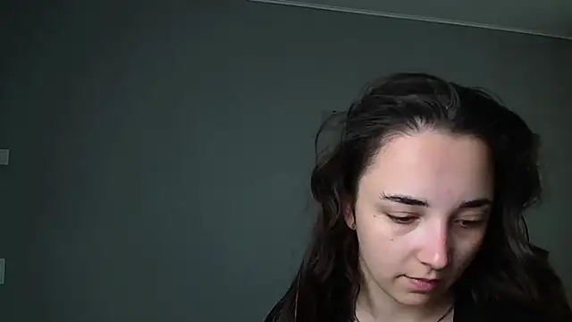 Eva Gloryy online show from May 2026 10:32:02 AM