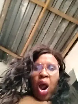 bubblendz1988 online show from March 2025 06:12:02 PM