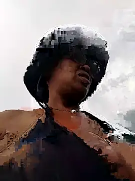 bubblendz1988 online show from December 2025 06:08:02 AM