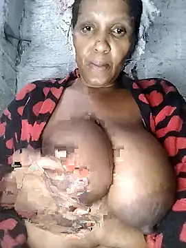 bubblendz1988 online show from May 2026 05:41:01 PM