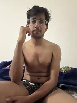 Abdullah07Maxxi online show from October 2025 08:40:02 PM