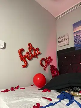 Snapshot of Lili__taylor chatting on February 2025 02:11:02 PM Lili taylor online show from February 2025 02:11:02 PM