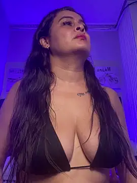 Snapshot of Lili__taylor chatting on March 2025 12:54:02 PM Lili taylor online show from March 2025 12:54:02 PM