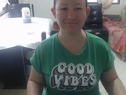 Snapshot of Yohis_Kiut25 chatting on February 2025 12:16:01 PM Yohis Kiut25 online show from February 2025 12:16:01 PM