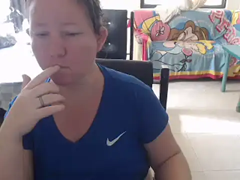 Snapshot of Yohis_Kiut25 chatting on February 2025 02:21:01 PM Yohis Kiut25 online show from February 2025 02:21:01 PM