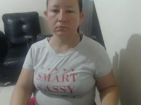 Snapshot of Yohis_Kiut25 chatting on February 2025 12:00:02 PM Yohis Kiut25 online show from February 2025 12:00:02 PM