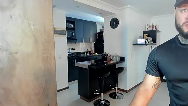 dereckgreen online show from February 2026 08:05:01 PM