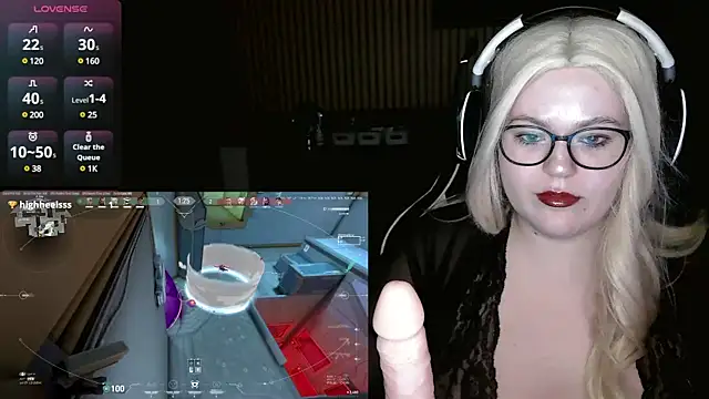 Snapshot of EveBaker04 chatting on March 2025 09:05:02 PM EveBaker04 online show from March 2025 09:05:02 PM