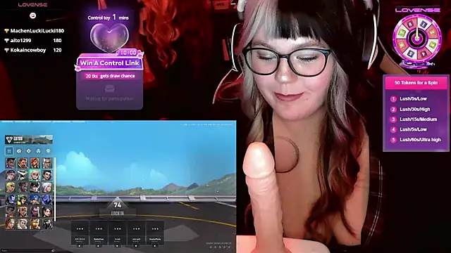 Snapshot of EveBaker04 chatting on March 2025 10:04:02 PM EveBaker04 online show from March 2025 10:04:02 PM