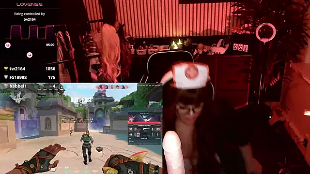 Snapshot of EveBaker04 chatting on March 2025 10:26:01 PM EveBaker04 online show from March 2025 10:26:01 PM