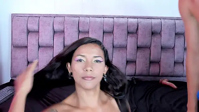 Snapshot of Stephanie69ryanhot chatting on November 2025 03:35:01 PM Stephanie69ryanhot online show from November 2025 03:35:01 PM