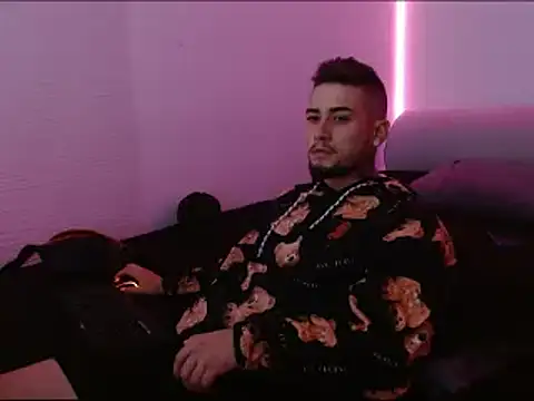 Snapshot of Lliam_2 chatting on January 2025 11:56:02 AM Lliam 2 online show from January 2025 11:56:02 AM