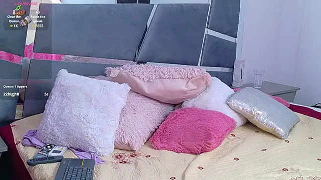 adry moris online show from February 2025 07:36:02 AM