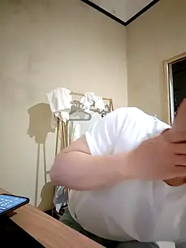 Snapshot of goodboyfcy chatting on February 2025 01:37:02 PM goodboyfcy online show from February 2025 01:37:02 PM