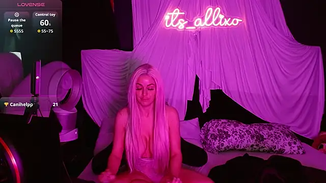 Snapshot of its_allixo chatting on April 2026 02:22:02 PM its allixo online show from April 2026 02:22:02 PM