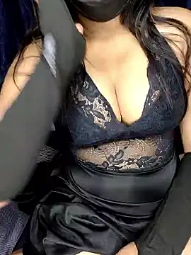 Snapshot of Love_Evaa chatting on March 2025 05:50:01 PM Love Evaa online show from March 2025 05:50:01 PM