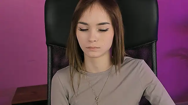 DakotaaJohnnson online show from February 2025 02:43:01 PM