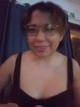 criscrispdv online show from May 2026 02:20:02 AM