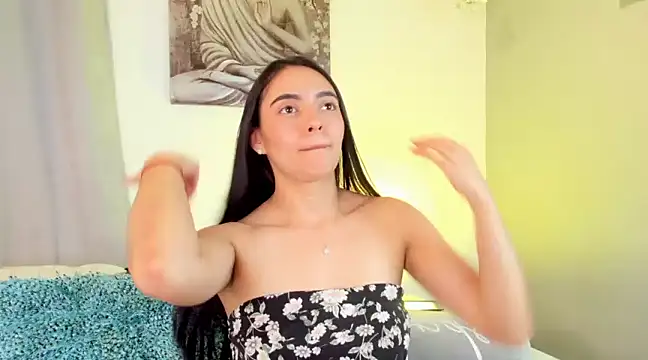 Snapshot of miss_hellen2 chatting on February 2025 08:40:02 AM miss hellen2 online show from February 2025 08:40:02 AM