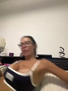 Snapshot of SexySophiaax chatting on April 2026 09:02:01 AM SexySophiaax online show from April 2026 09:02:01 AM