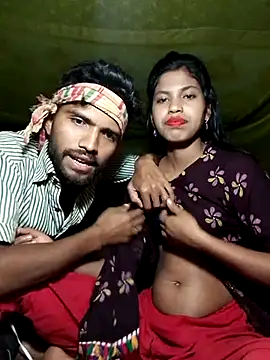 Snapshot of Hot_couple_1 chatting on March 2025 05:36:01 PM Hot couple 1 online show from March 2025 05:36:01 PM