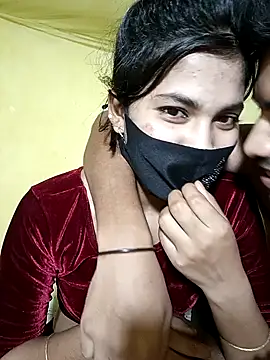 Snapshot of Hot_couple_1 chatting on October 2025 05:25:01 PM Hot couple 1 online show from October 2025 05:25:01 PM