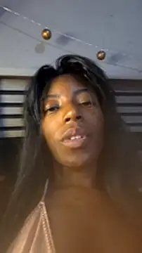 Snapshot of melangelo17 chatting on January 2025 10:59:01 PM melangelo17 online show from January 2025 10:59:01 PM