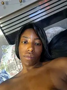 Snapshot of melangelo17 chatting on February 2025 05:01:02 PM melangelo17 online show from February 2025 05:01:02 PM