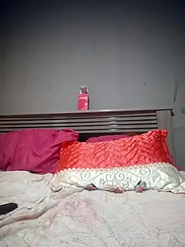 Snapshot of melangelo17 chatting on March 2026 06:14:02 PM melangelo17 online show from March 2026 06:14:02 PM