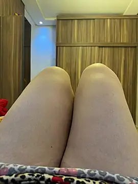 Ayochaa online show from May 2026 12:50:01 AM