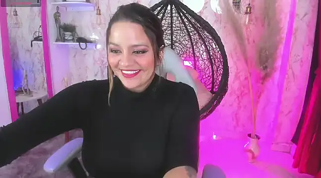 Snapshot of victoria__floyd chatting on January 2025 06:13:02 AM victoria floyd online show from January 2025 06:13:02 AM