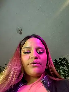 Snapshot of victoria__floyd chatting on February 2025 11:23:02 PM victoria floyd online show from February 2025 11:23:02 PM