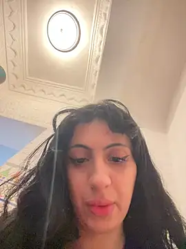 majdolin78 online show from February 2025 02:35:02 PM