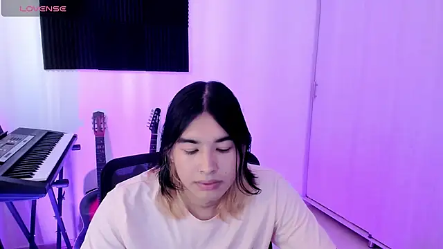 Snapshot of JordiWilld chatting on February 2025 08:48:02 PM JordiWilld online show from February 2025 08:48:02 PM