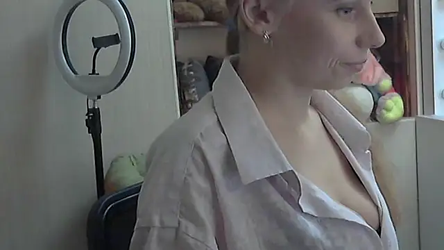 xMilagrosxs online show from March 2026 03:26:01 PM