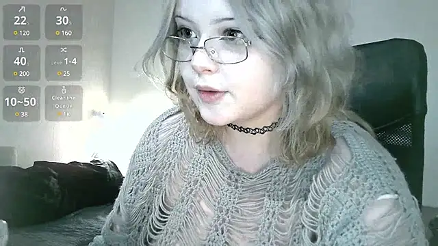 Electro doll online show from February 2025 01:42:02 PM