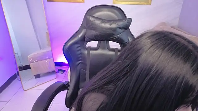 Paulette v online show from February 2026 01:12:02 PM