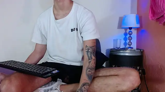 Cristian white online show from March 2026 10:50:01 PM