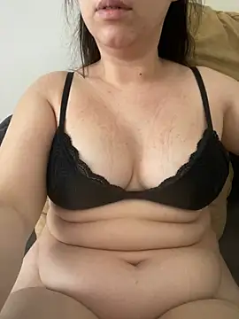 Snapshot of haskadin chatting on January 2025 07:35:02 AM haskadin online show from January 2025 07:35:02 AM