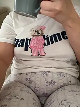 Snapshot of haskadin chatting on October 2025 12:23:01 PM haskadin online show from October 2025 12:23:01 PM