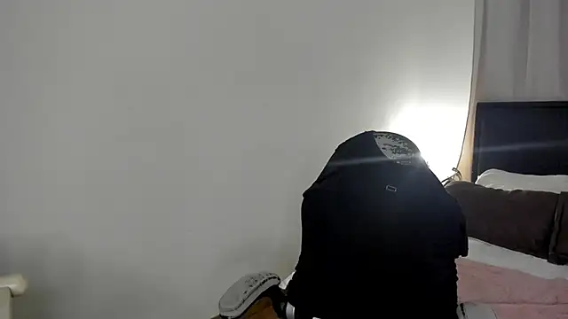 brithany olson25 online show from February 2026 12:09:01 PM