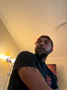 FreakyRu online show from May 2026 07:10:02 PM